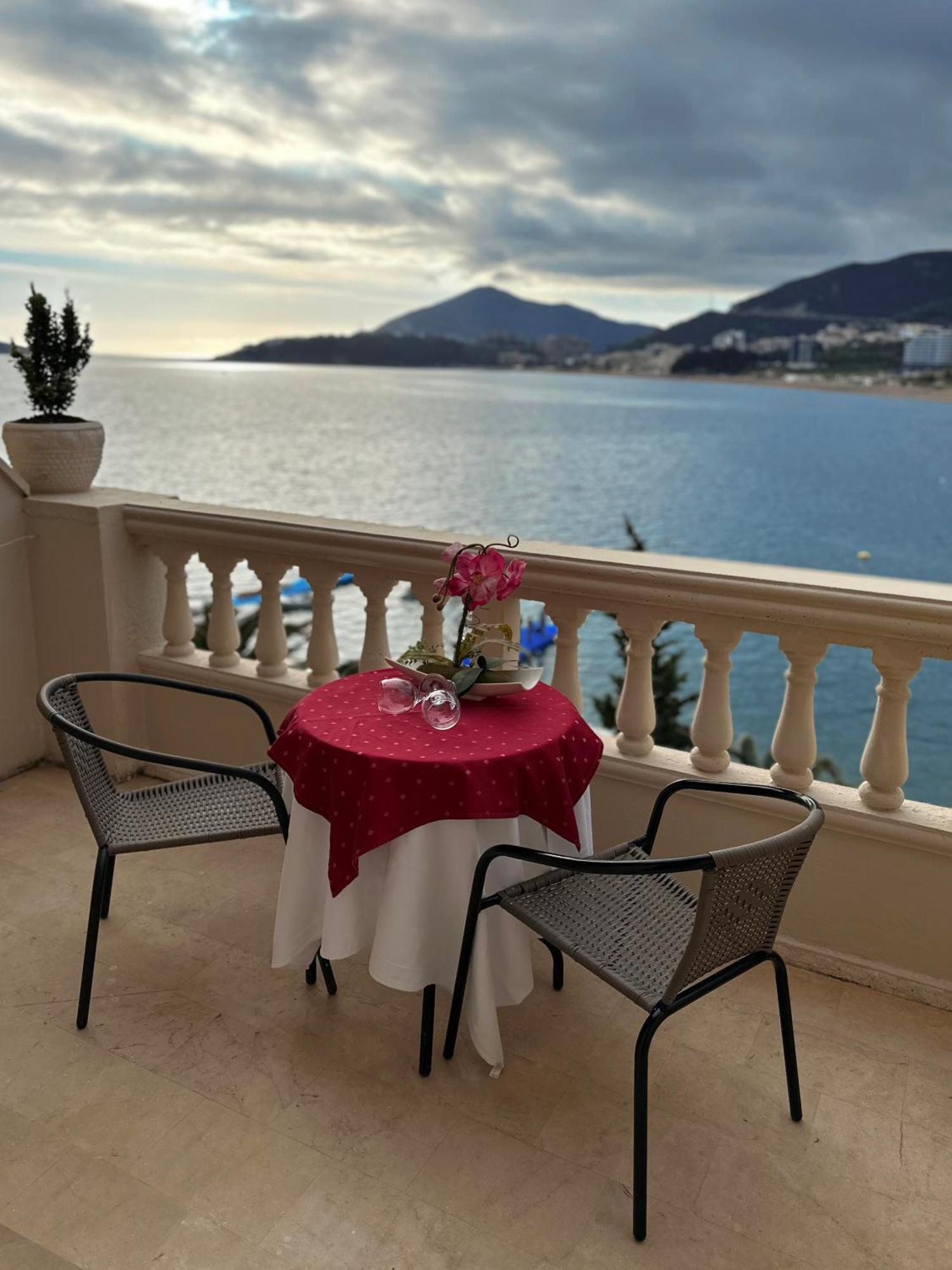 New Hotel Kuc By Marvel Budva Luaran gambar