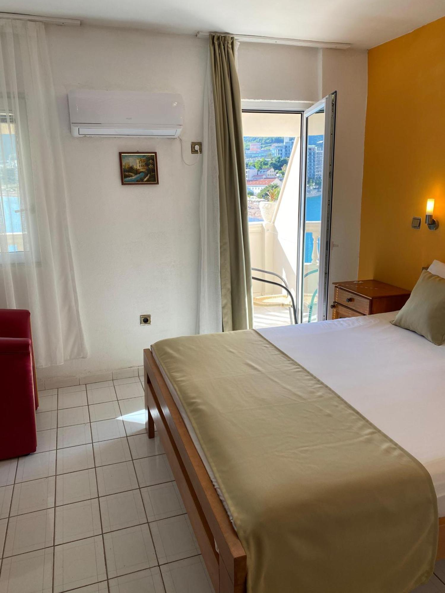 New Hotel Kuc By Marvel Budva Luaran gambar